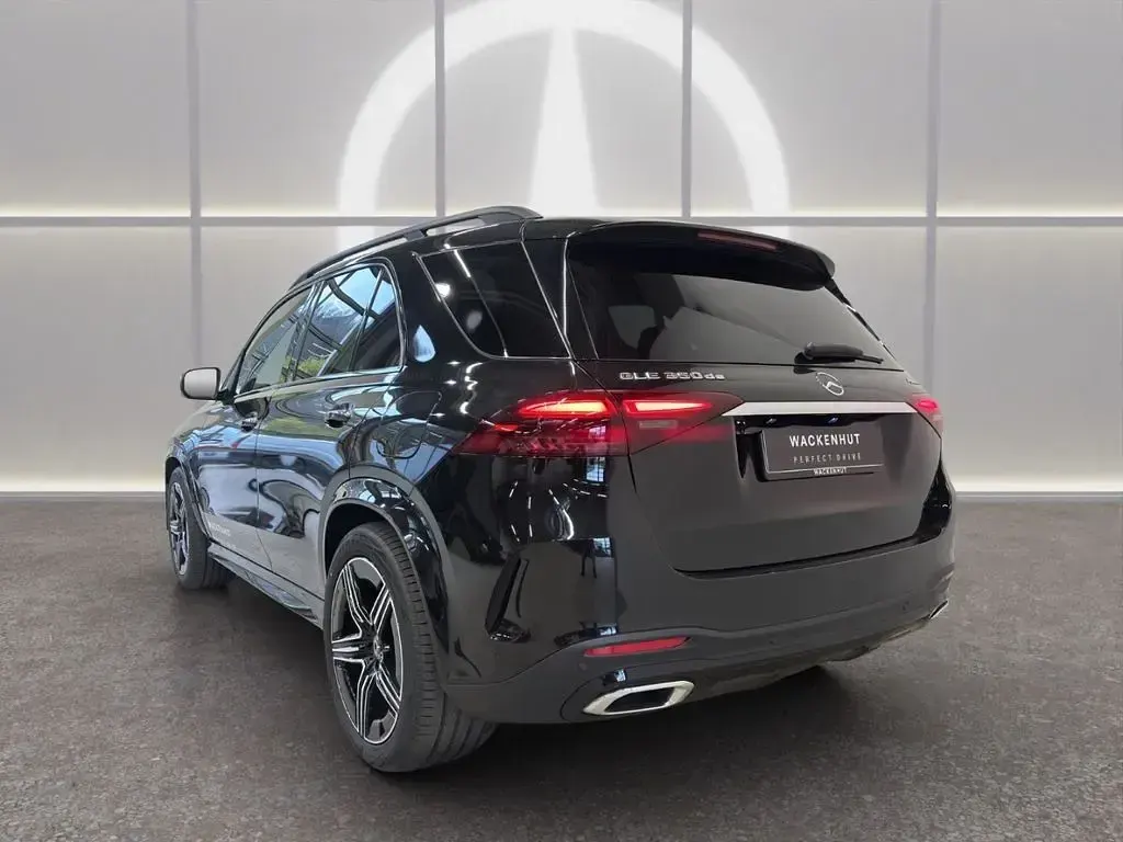 Gebraucht Mercedes GLE350 Advanced Plus 197 PS (144 kW) 2026 Schwarz SUV