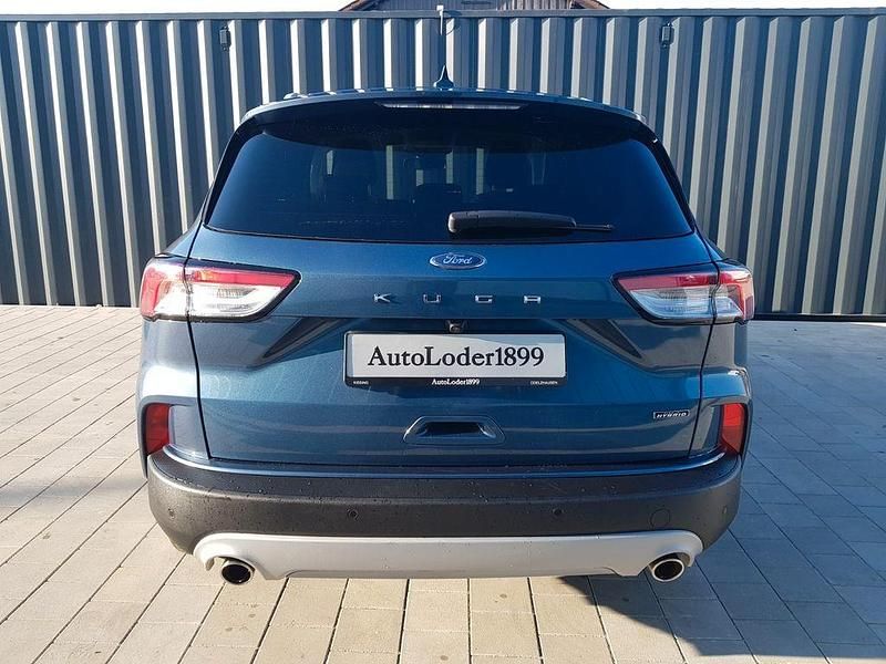 Gebraucht Ford Kuga Titanium 224 PS (164 kW) 2022 Blau SUV
