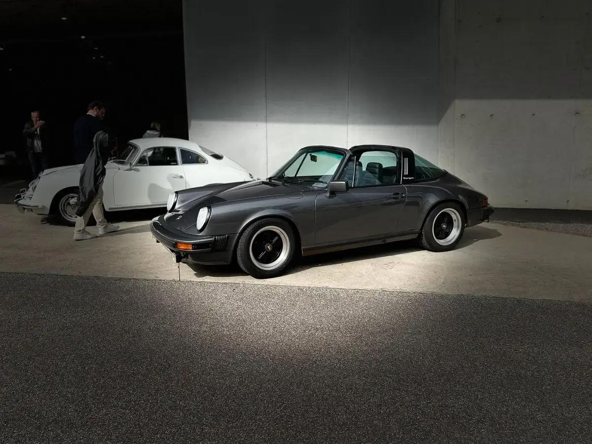 Gebraucht Porsche 911 SC 3.0 Targa 180 PS (132 kW) 1979 Grau Cabrio