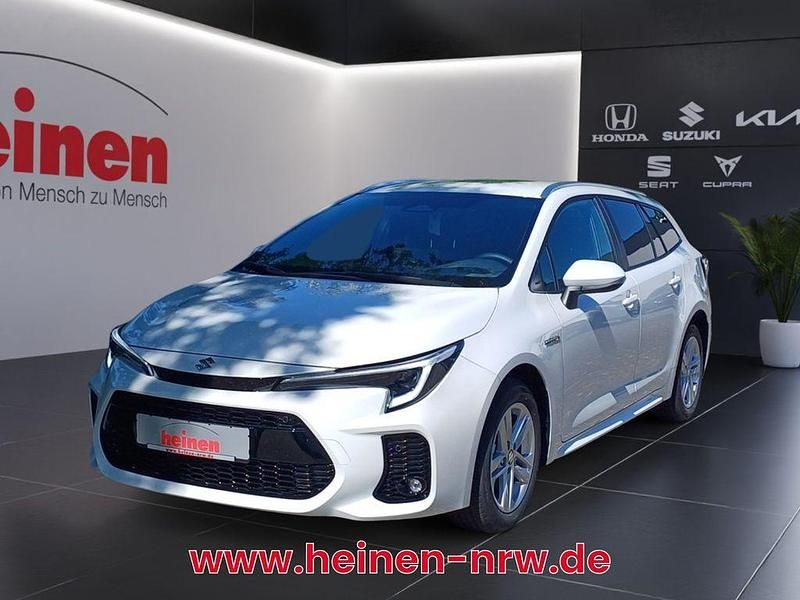 Weiss Neu 2025 Suzuki Swace Comfort+ Limousine | 26.980 € - Bild 1/4