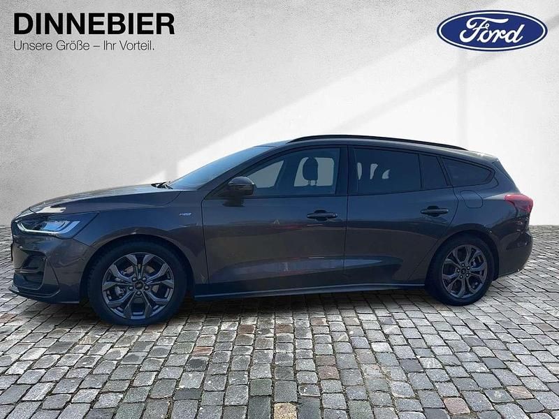 Gebraucht Ford Focus ST-Line X 155 PS (114 kW) 2024 Grau (metallic) Kombi