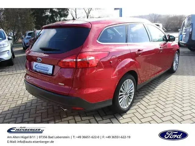 Gebraucht Ford Focus Titanium 150 PS (110 kW) 2018 Rot Kombi