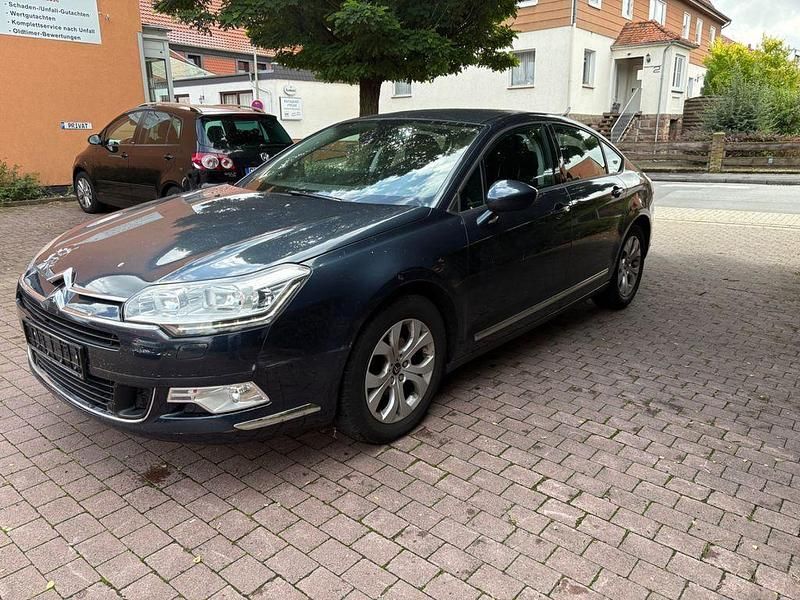 Blau Gebraucht 2011 Citroën C5 Tendance Limousine | 4.900 € (Guter Preis) - Bild 1/4