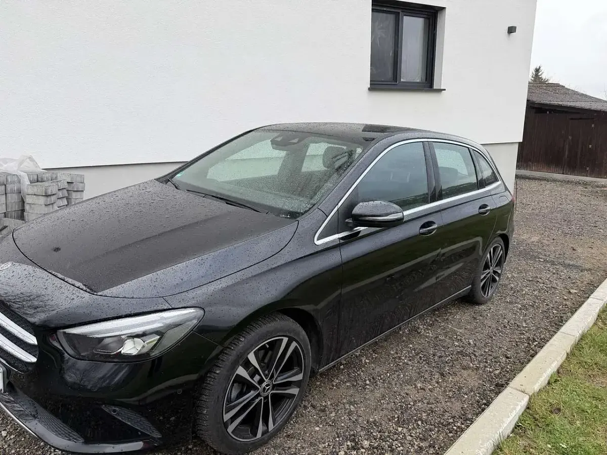 Gebraucht Mercedes B200 AMG Edition 1 163 PS (119 kW) 2019 Schwarz Kleinwagen