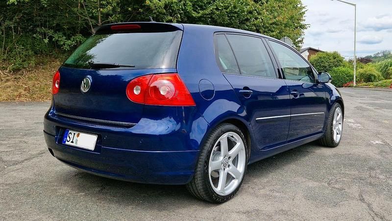 Gebraucht VW Golf IV Individual 116 PS (85 kW) 2006 Blau Limousine
