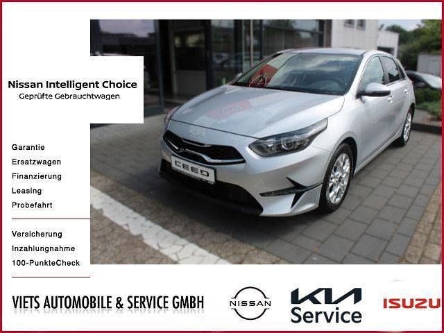Kcs sparklingsilber metallic (metallic) Gebraucht 2022 Kia Ceed Gold Limousine | 18.450 € (Fairer Preis) - Bild 1/4