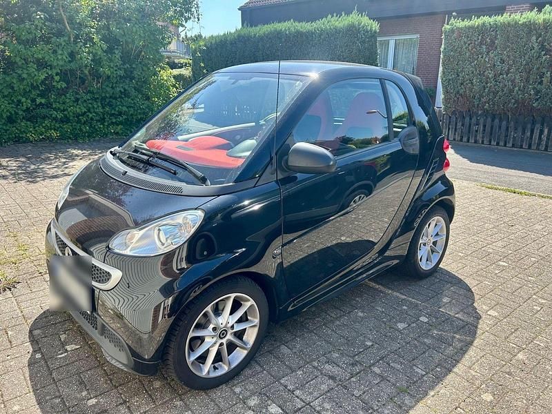 Schwarz Gebraucht 2013 Smart ForTwo Coupé Passion Coupé | 4.300 € (Guter Preis) - Bild 1/4