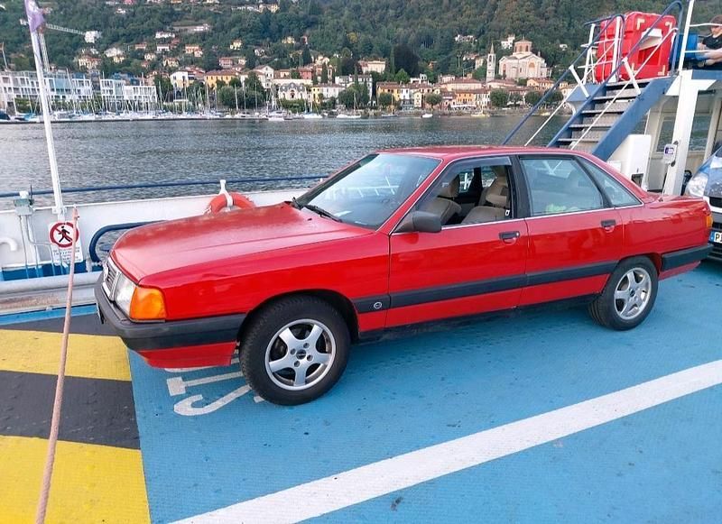 Rot Gebraucht 1988 Audi 100 Limousine | 1.750 € - Bild 1/4