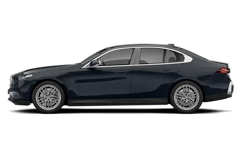 Grau Gebraucht 2025 BMW 520 M Sport Kombi | 65.990 € (Teuer) - Bild 1/1