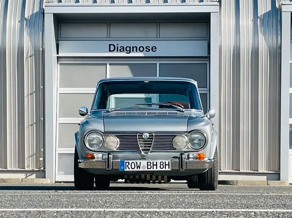 Gebraucht Alfa Romeo Giulia Super 131 PS (96 kW) 1976 Grau Limousine