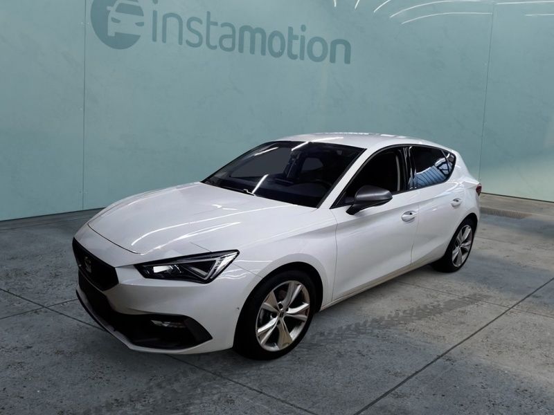 Weiß Gebraucht 2024 Seat Leon FR Limousine | 28.000 € (Fairer Preis) - Bild 1/3