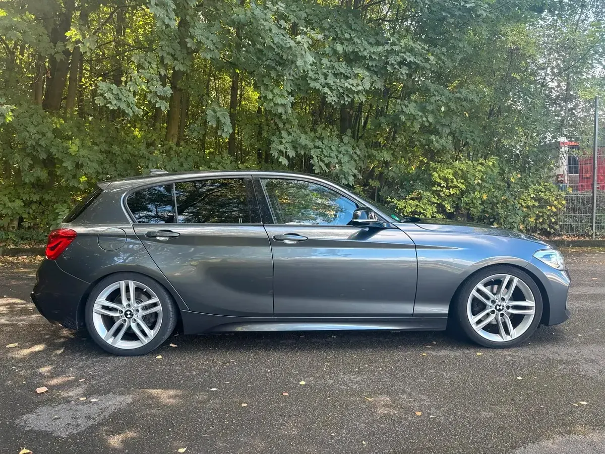 Gebraucht BMW 120 M Sport 190 PS (139 kW) 2016 Grau Kleinwagen