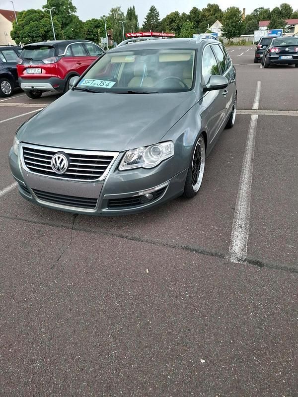 Grau Gebraucht 2006 VW Passat Highline Kombi | 3.500 € (Teuer) - Bild 1/4