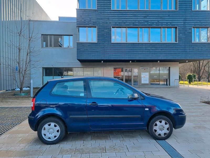 Gebraucht VW Polo 54 PS (39 kW) 2003 Blau Kleinwagen