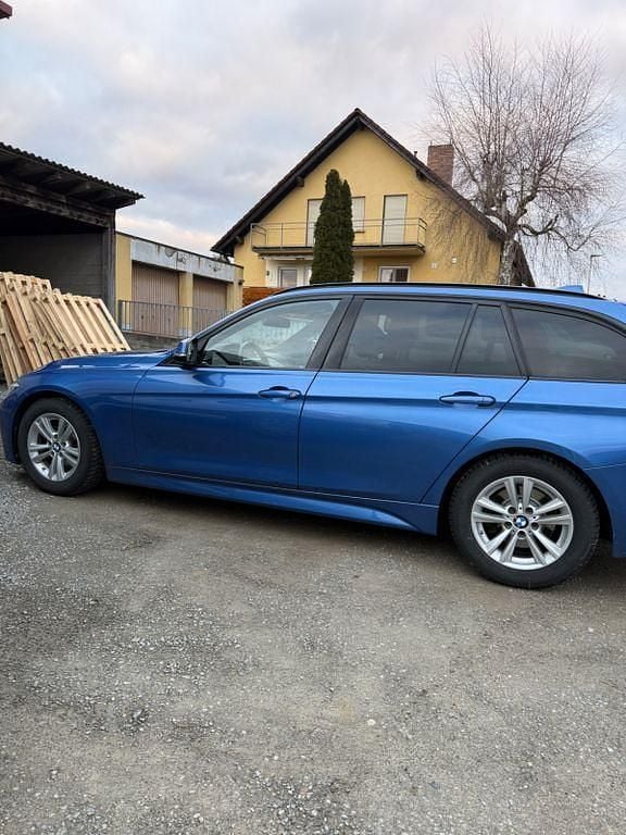 Gebraucht BMW 320 M Sport 190 PS (139 kW) 2016 Blau Kombi