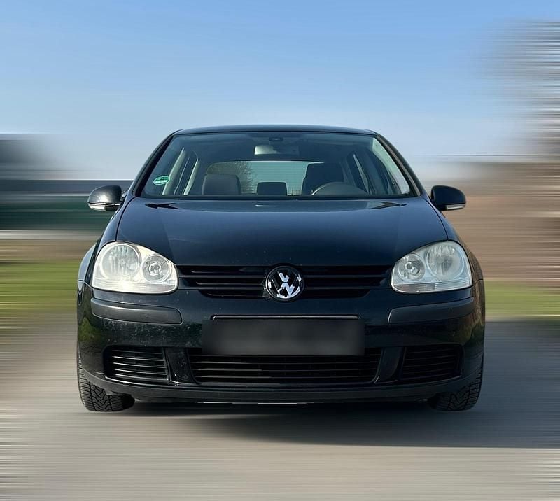 Gebraucht VW Golf V 102 PS (75 kW) 2004 Schwarz Kleinwagen