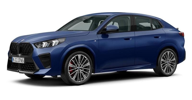 Blau Gebraucht 2024 BMW X2 Luxury Line SUV | 45.285 € (Fairer Preis) - Bild 1/4