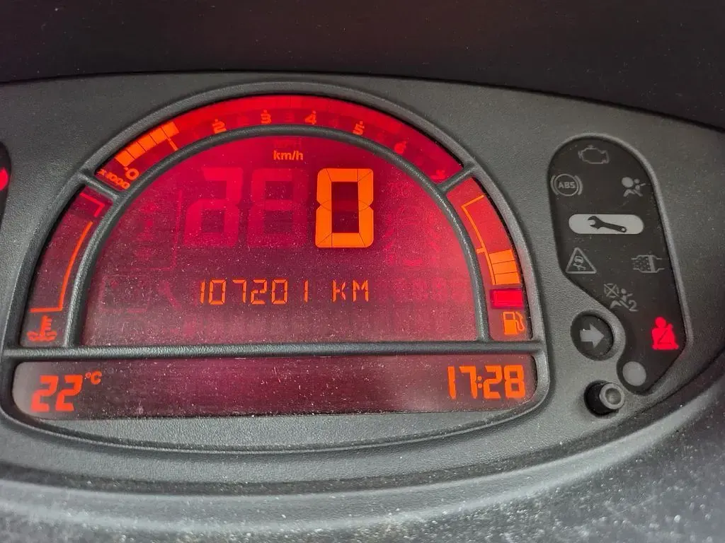 Gebraucht Renault Modus Dynamique 101 PS (74 kW) 2009 Grau Van / Kleinbus