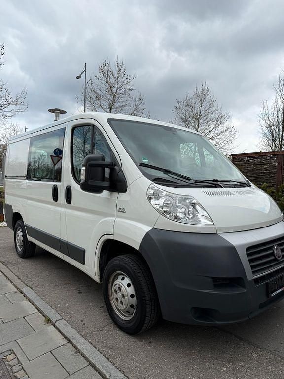 Gebraucht Fiat Ducato 101 PS (74 kW) 2011 Weiß Van