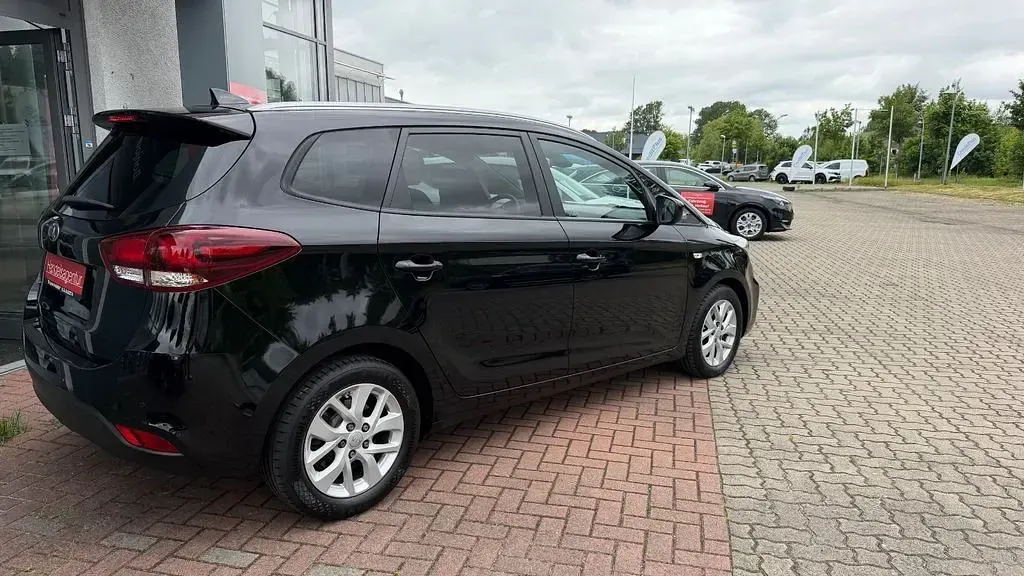 Gebraucht Kia Carens Vision 166 PS (122 kW) 2018 Schwarz Van / Kleinbus