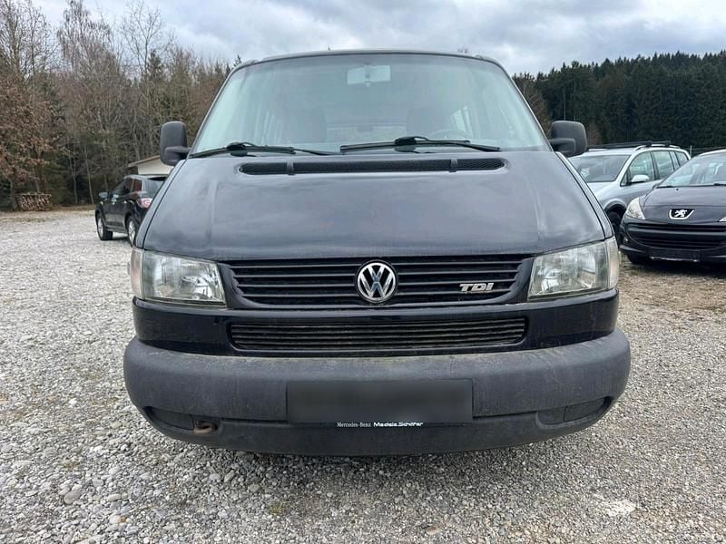 Gebraucht VW T4 102 PS (75 kW) 1999 Schwarz Van