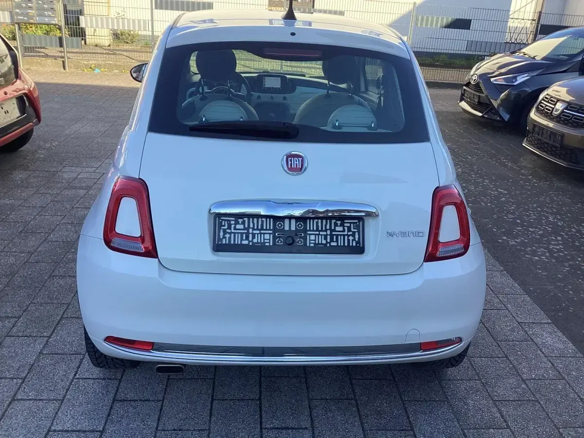 Gebraucht Fiat 500 Dolcevita 69 PS (50 kW) 2022 Weiß Kleinwagen
