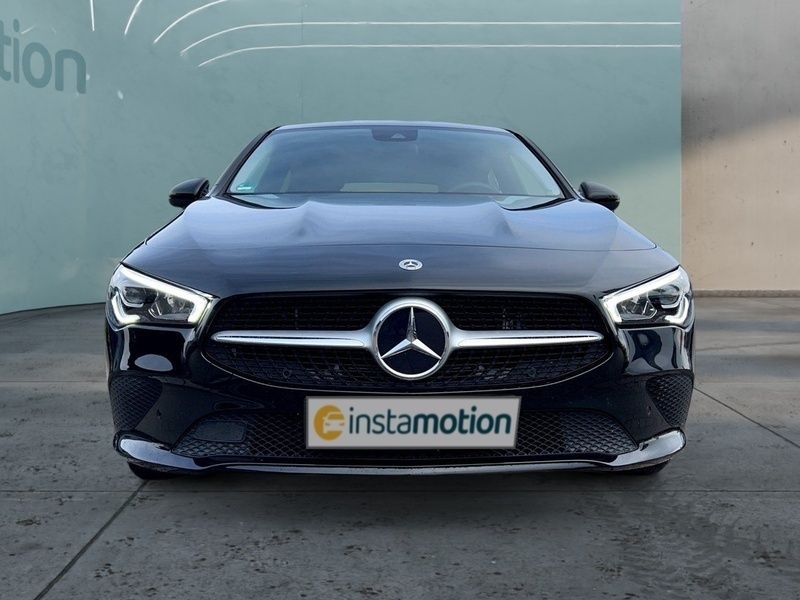 Gebraucht Mercedes CLA250e 160 PS (117 kW) 2020 Schwarz Coupé