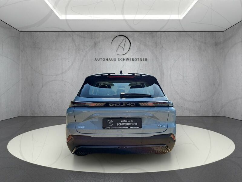 Gebraucht Baic X55 177 PS (130 kW) 2024 Silver light blue met. SUV