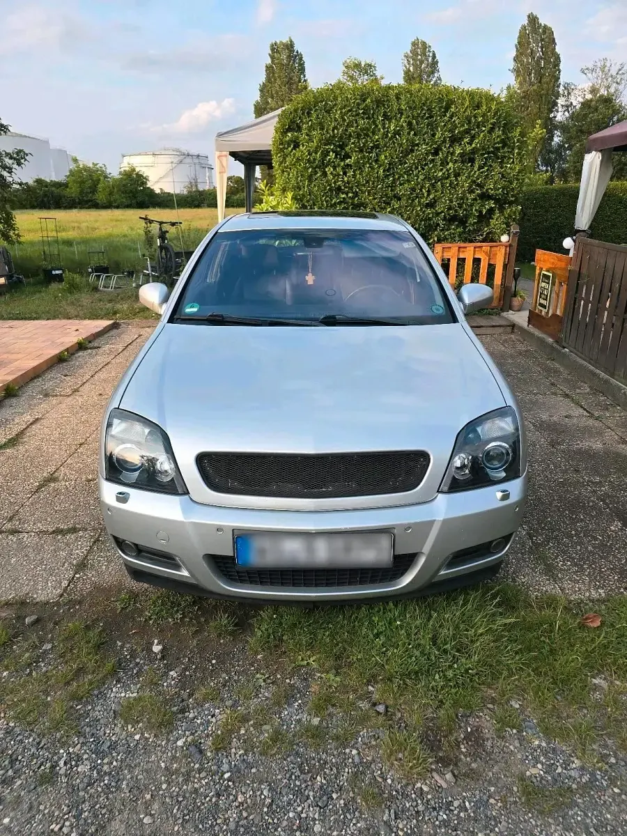 Gebraucht Opel Vectra 211 PS (155 kW) 2005 Silber Limousine