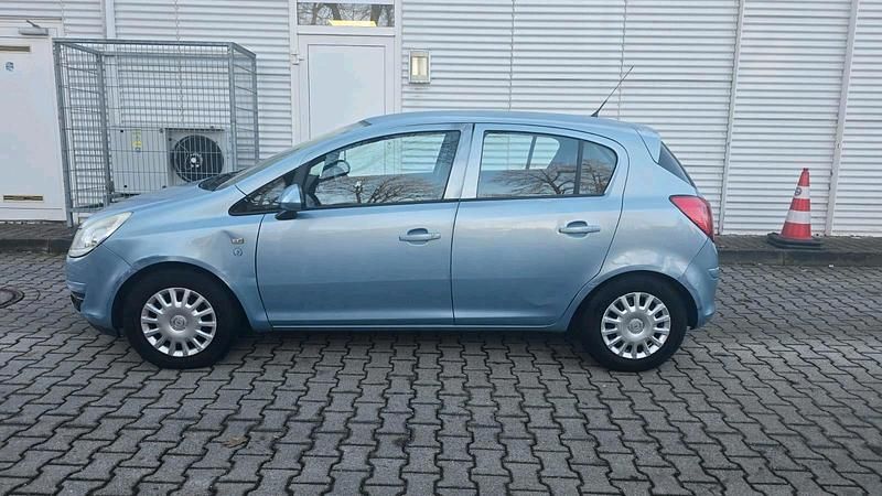 Gebraucht Opel Corsa 60 PS (44 kW) 2008 Silber Kleinwagen