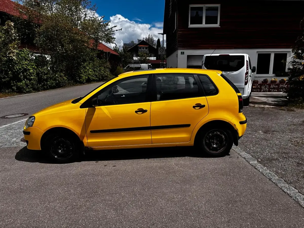 Brugt VW Polo 63 HK (46 kW) 2005 Gul Hatchback
