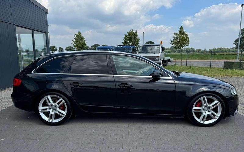 Gebraucht Audi A4 S-Line 190 PS (139 kW) 2010 Schwarz Kombi