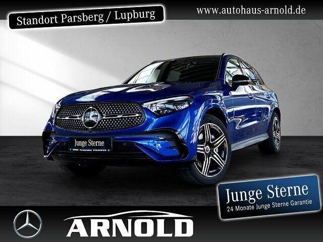 Spektralblau (metallic) Gebraucht 2023 Mercedes GLC300 AMG SUV | 69.829 € (Fairer Preis) - Bild 1/4