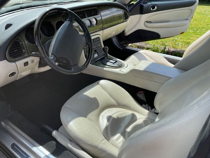 Gebraucht Jaguar XKR S 363 PS (266 kW) 2000 Schwarz Coupé