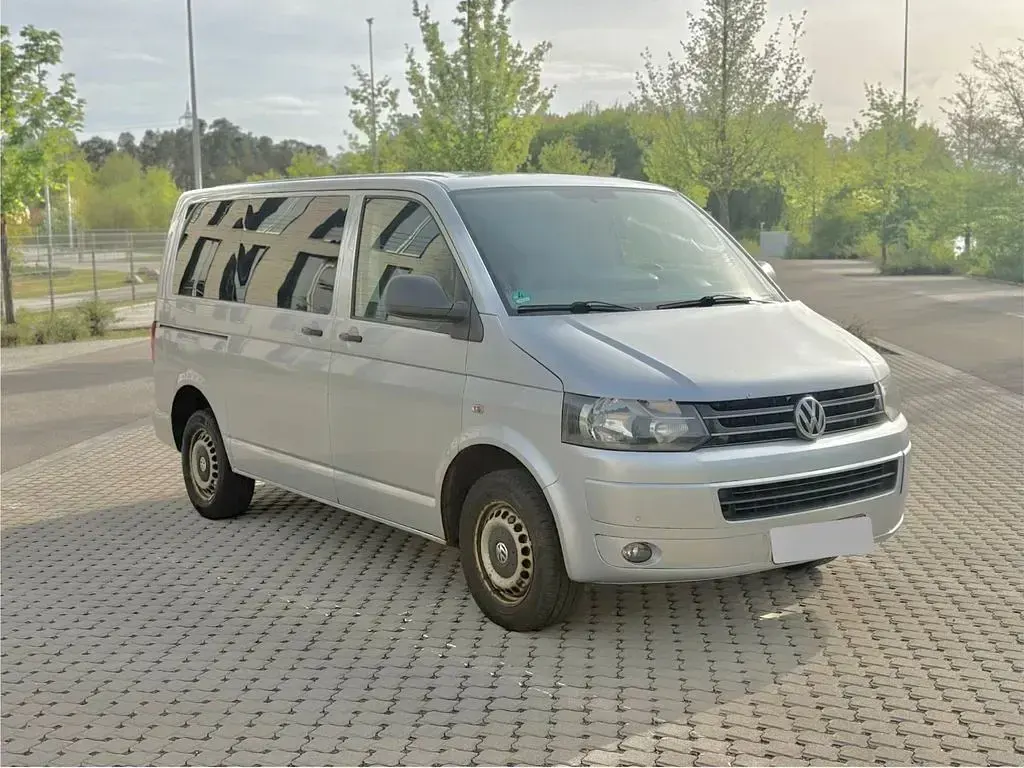 Gebraucht VW T5 Startline 140 PS (102 kW) 2011 Silber Van