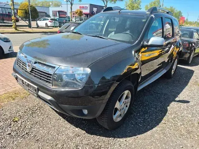 Gebraucht Dacia Duster Prestige 105 PS (77 kW) 2012 Perlmuttschwarz (metallic) SUV