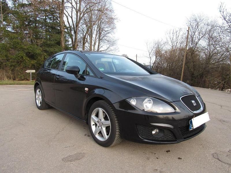 Gebraucht Seat Leon Style 140 PS (102 kW) 2011 Schwarz Kleinwagen