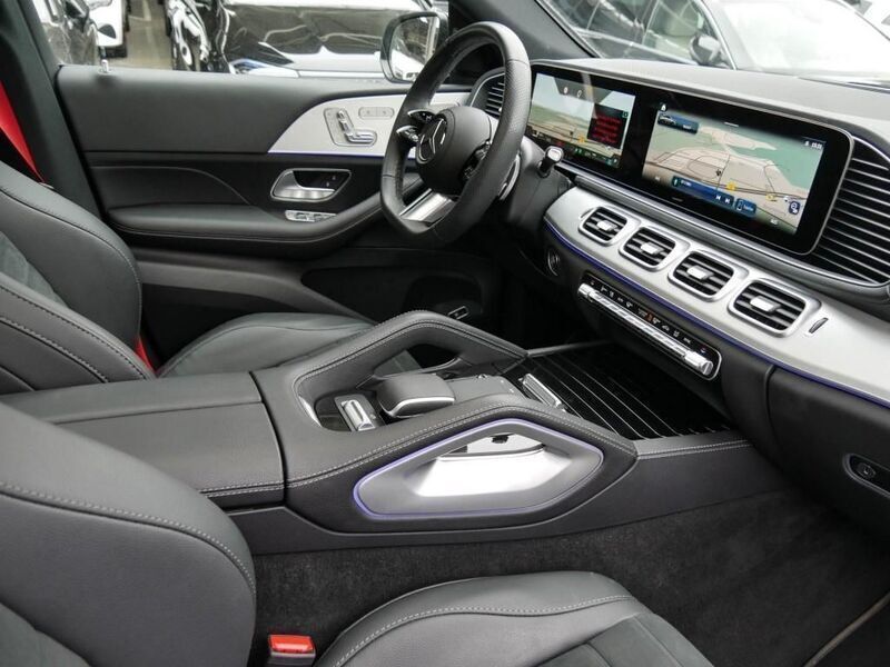 Gebraucht Mercedes GLE300 AMG 269 PS (197 kW) 2024 Metalliclack smaragdgrün Coupé