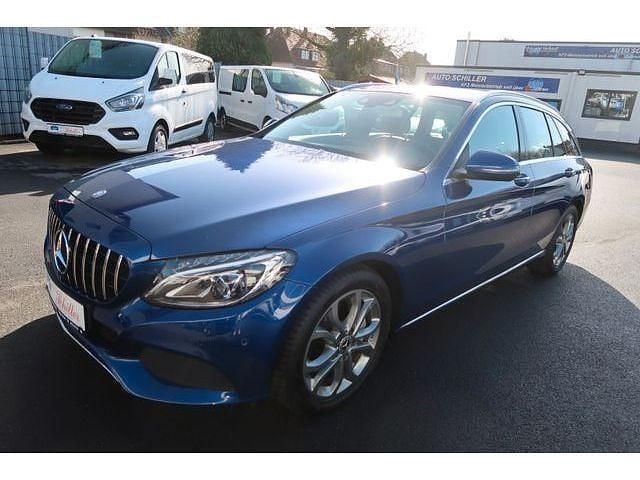 Gebraucht Mercedes C250 211 PS (155 kW) 2017 Blau Kombi