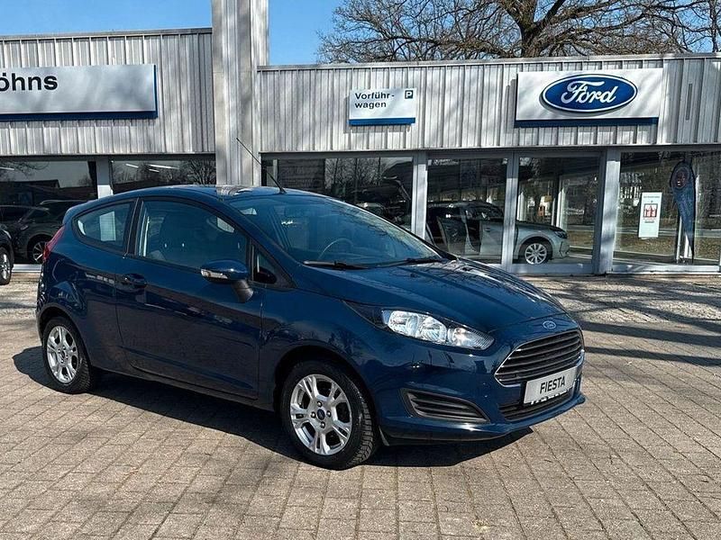 Gebraucht Ford Fiesta SYNC Edition 80 PS (58 kW) 2014 Blau Kleinwagen