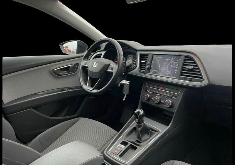 Second-hand Seat Leon Style 116 CP (85 kW) 2018 Negru Berlinǎ