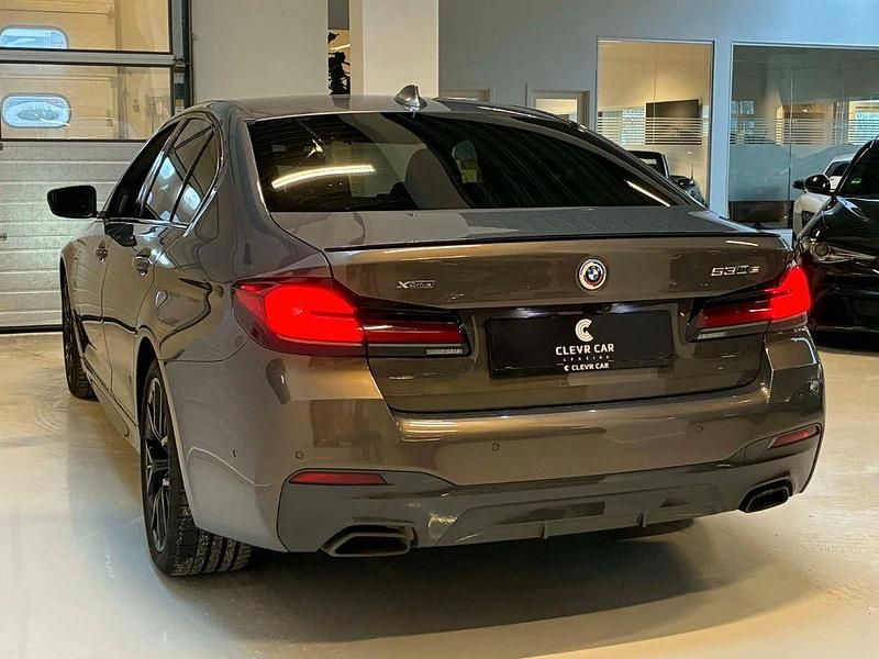 Gebraucht BMW 530e M Sport 184 PS (135 kW) 2023 Grau Limousine