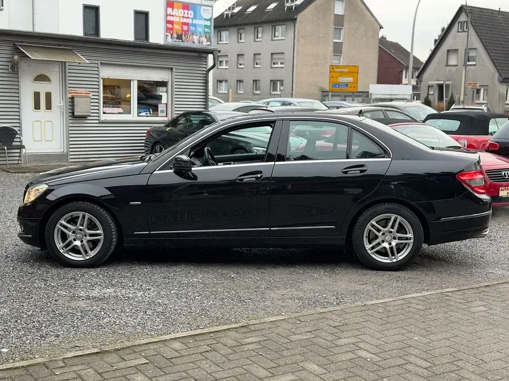 Gebraucht Mercedes C220 170 PS (125 kW) 2011 Schwarz Limousine