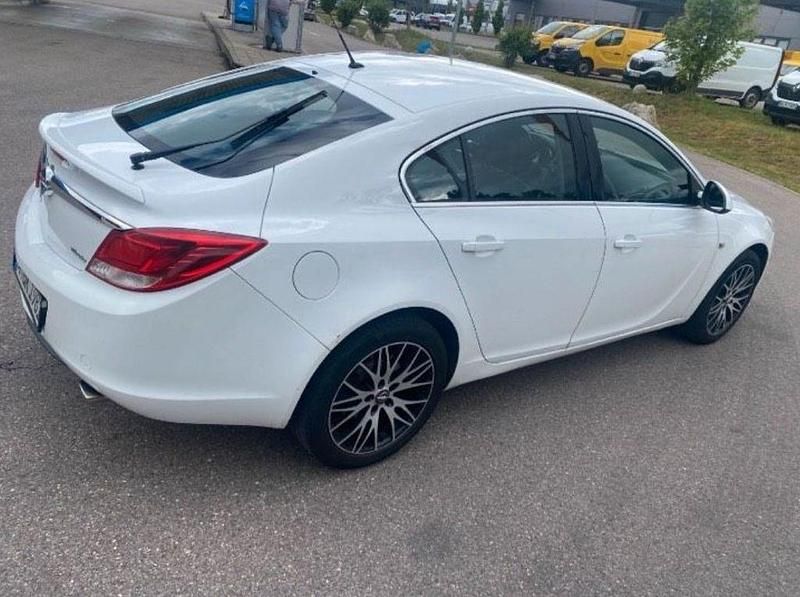 Schwarz Gebraucht 2009 Opel Insignia Cosmo Limousine | 4.200 € (Superpreis) - Bild 1/4