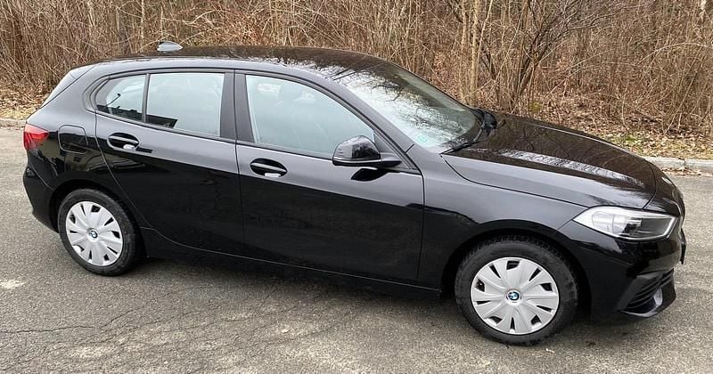 Gebraucht BMW 116 115 PS (84 kW) 2020 Schwarz Kleinwagen