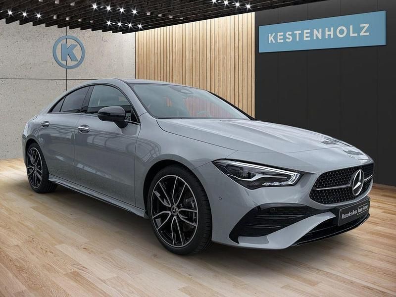 Gebraucht Mercedes CLA200 AMG 150 PS (110 kW) 2026 Manufaktur lack manufaktur alp Coupé