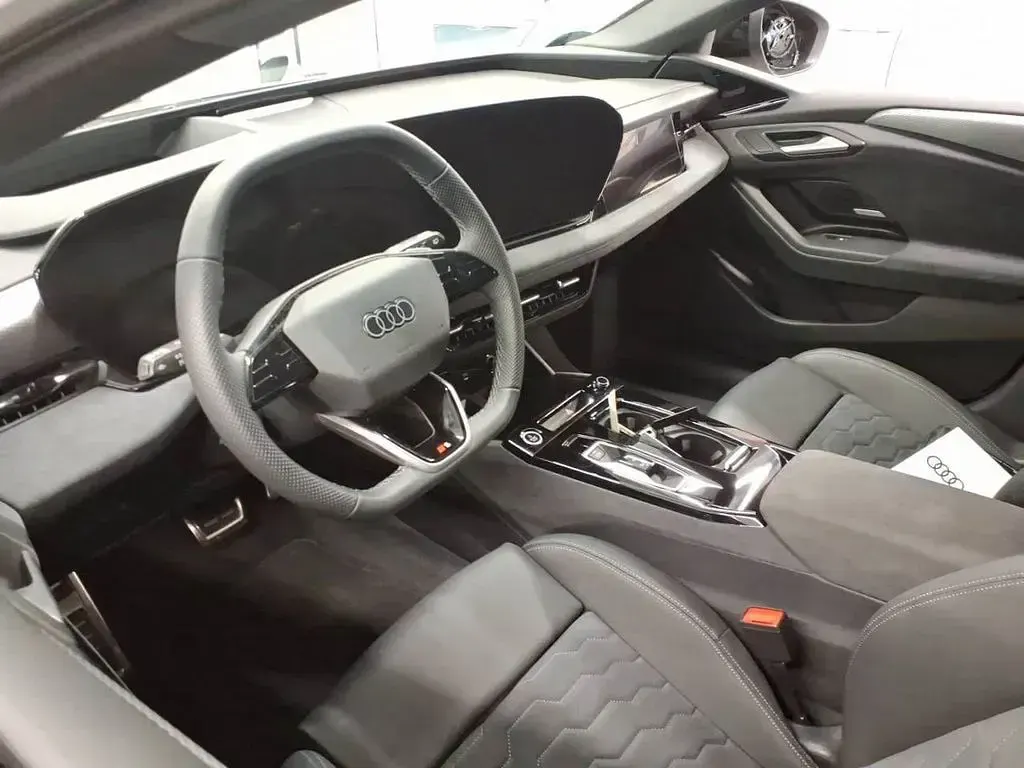 Gebraucht Audi A6 e-tron Performance 119 kW (163 PS) 2025 Siambeige metallic Kombi