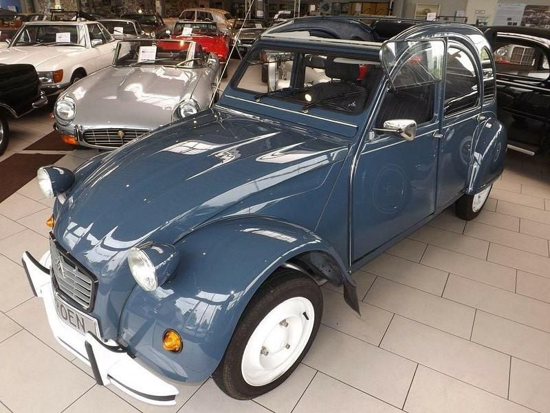 Blau Gebraucht 1985 Citroën 2CV Kleinwagen | 14.500 € - Bild 1/4