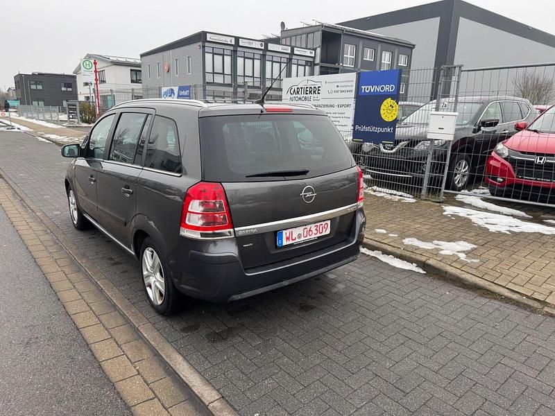 Gebraucht Opel Zafira Innovation 150 PS (110 kW) 2010 Grau Van / Kleinbus