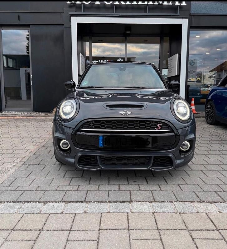 Usata Mini Cooper 120 CV (88 kW) 2020 Grigio Utilitaria